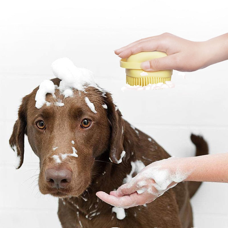 Escova Macia para Animais com Deposito em Silicone